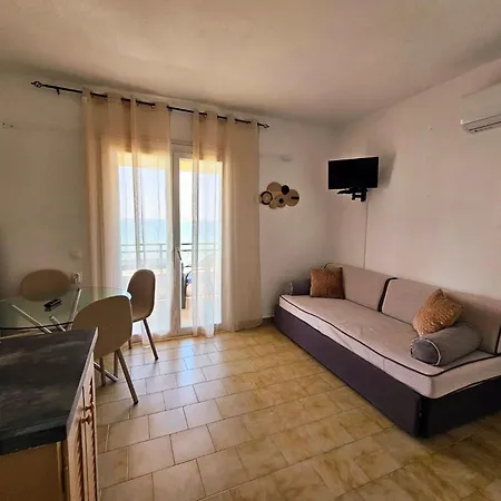 Apartment A5 119 *