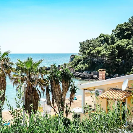 Corfu Menigos 25 *